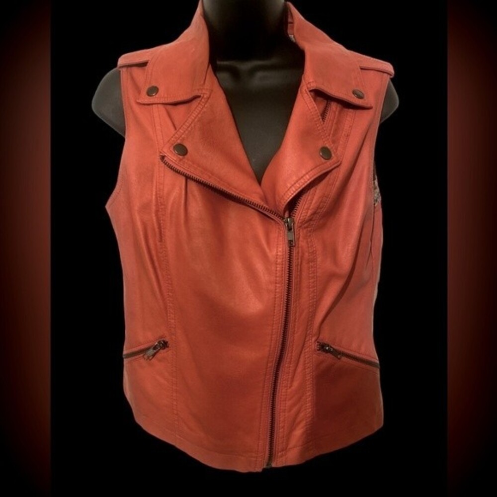 Vintage 1980’s coral-orange leather vest EUC rock & roll clothing, hippy boho M